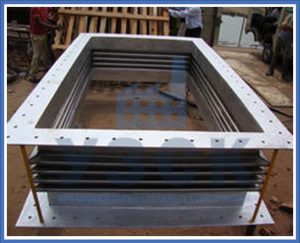 прямоугольные линзовые компенсаторы в Брянске