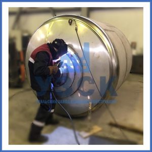 Купить баки и ёмкости из нержавеющей стали от завода УЗСК в Брянске